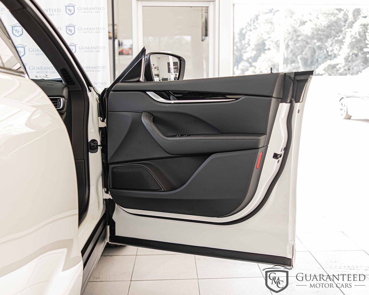 2022 MASERATI LEVANTE - Image 44