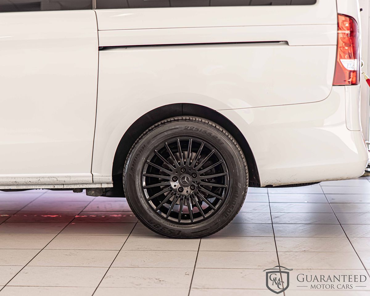 2019 Mercedes Benz Metris Passenger Van photo 7