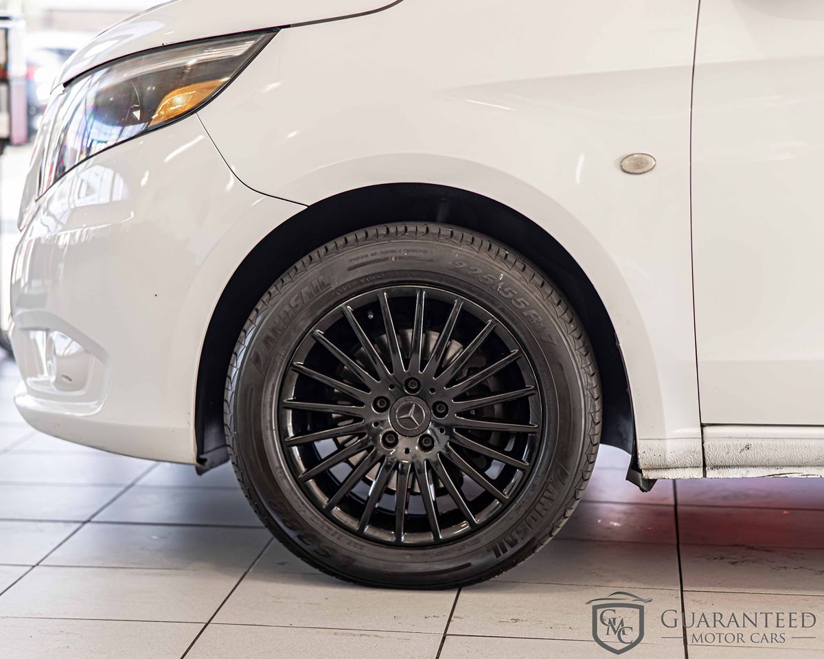 2019 Mercedes Benz Metris Passenger Van photo 8
