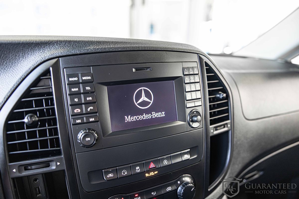 2019 Mercedes Benz Metris Passenger Van photo 23