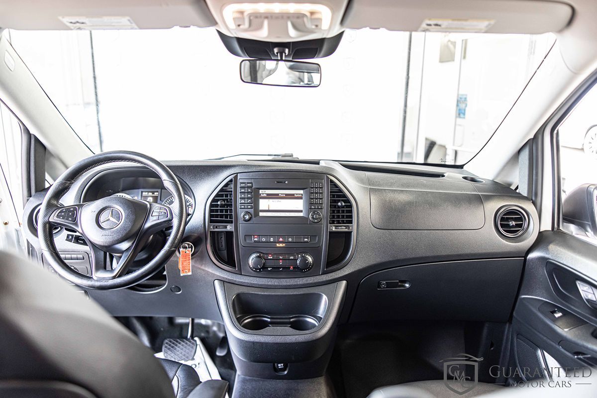 2019 Mercedes Benz Metris Passenger Van photo 27