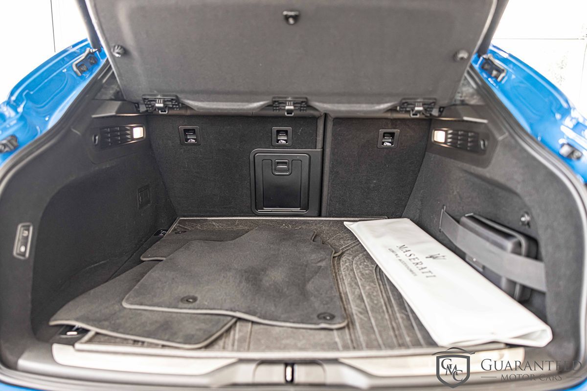 2022 MASERATI LEVANTE - Image 17