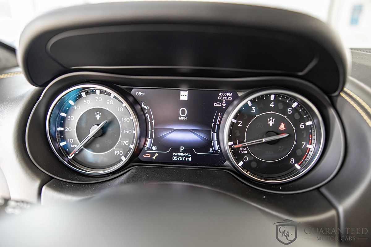 2022 MASERATI LEVANTE - Image 25