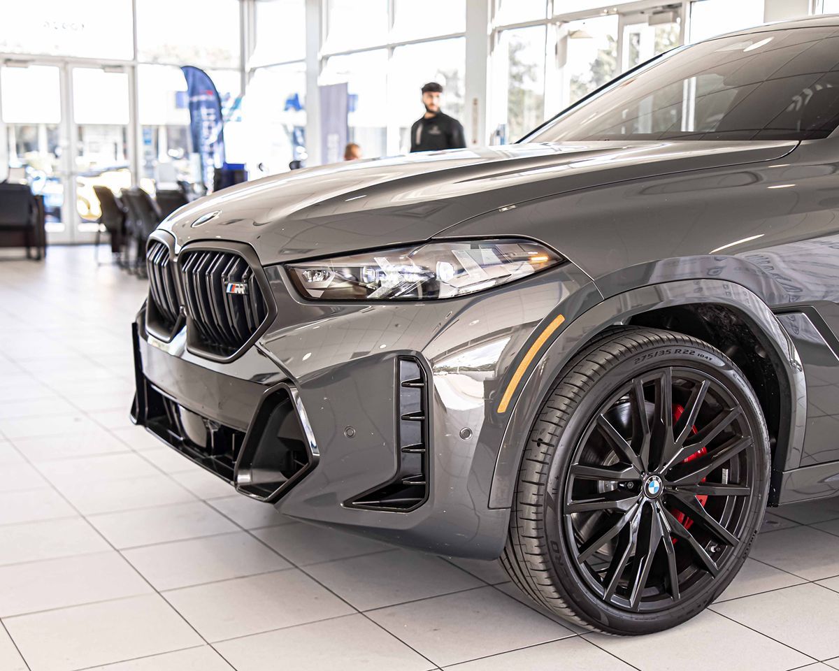 2025 Bmw X6 M60i xDr photo 4