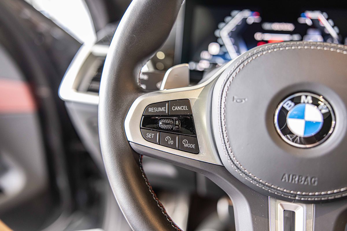 2025 Bmw X6 M60i xDr photo 23