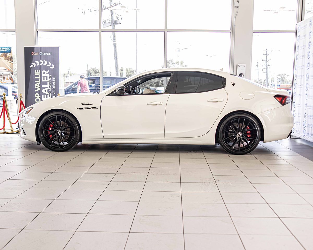 2022 Maserati Ghibli Modena Q4 photo 7