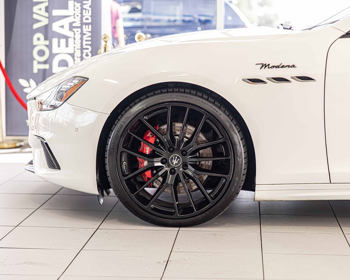 2022 Maserati Ghibli Modena Q4 photo 9