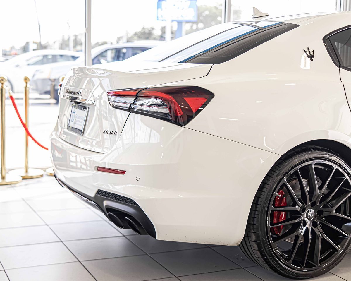2022 Maserati Ghibli Modena Q4 photo 13