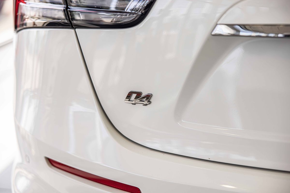 2022 Maserati Ghibli Modena Q4 photo 16