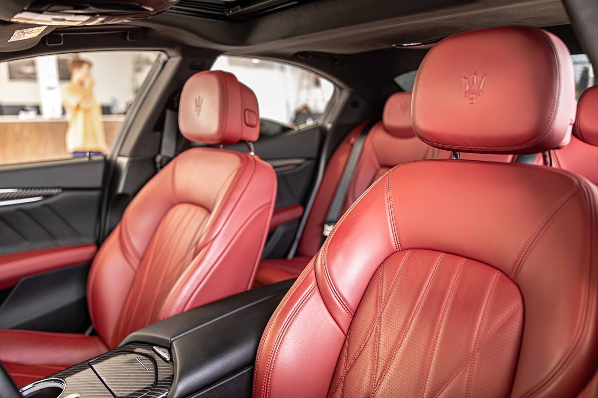 2022 Maserati Ghibli Modena Q4 photo 18