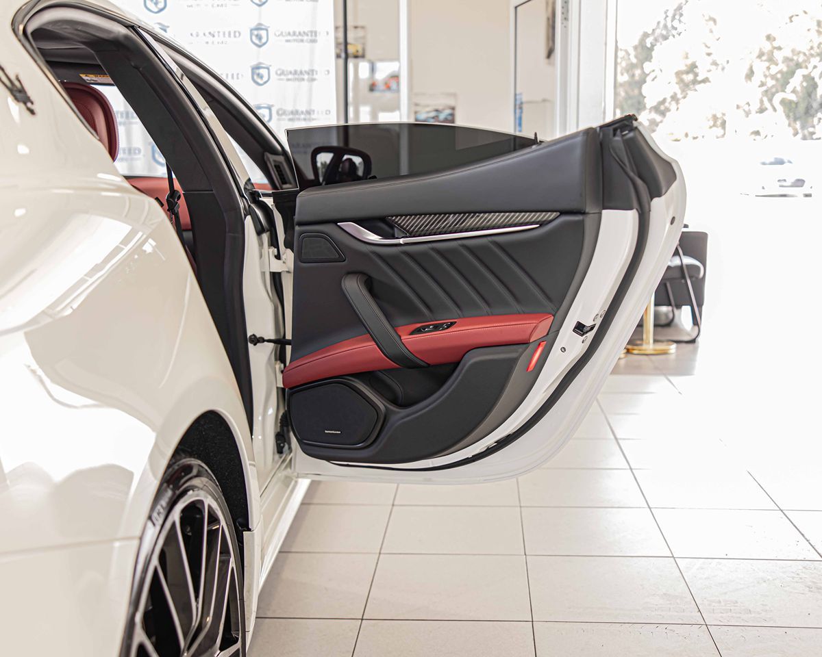 2022 Maserati Ghibli Modena Q4 photo 39