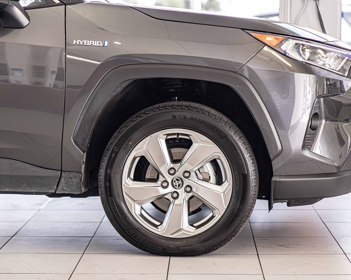 2021 Toyota RAV4 Hybrid XLE Premium photo 10
