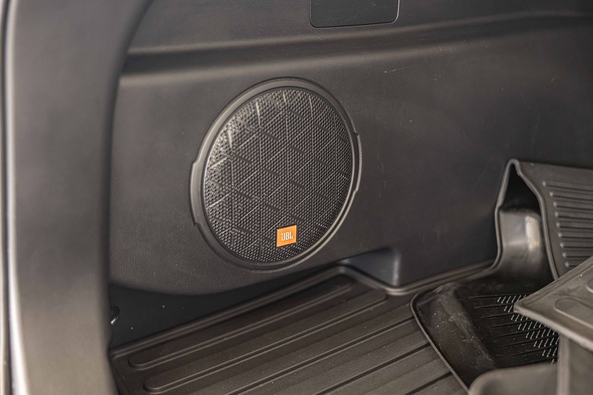 2021 Toyota RAV4 Hybrid XLE Premium photo 19