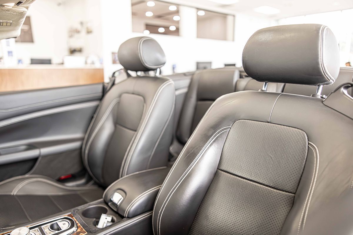 2011 Jaguar XK Base Convertible photo 17