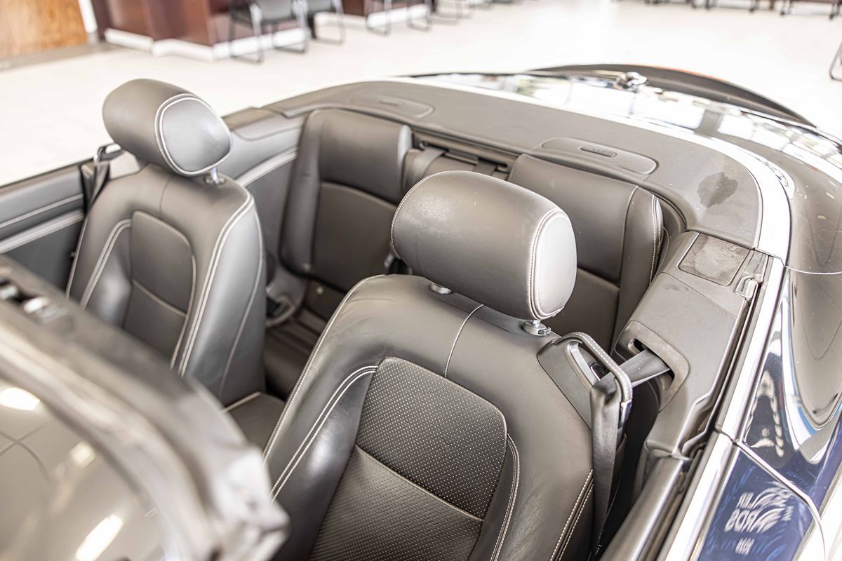 2011 Jaguar XK Base Convertible photo 18