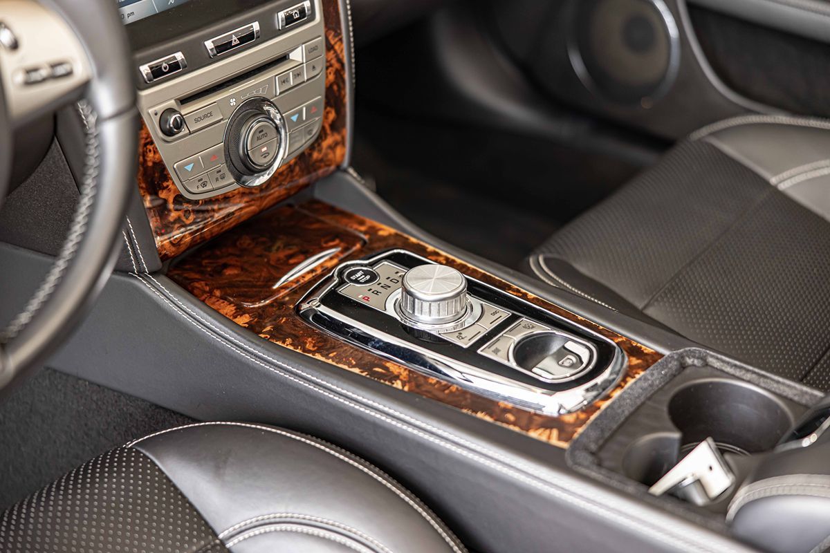2011 Jaguar XK Base Convertible photo 21