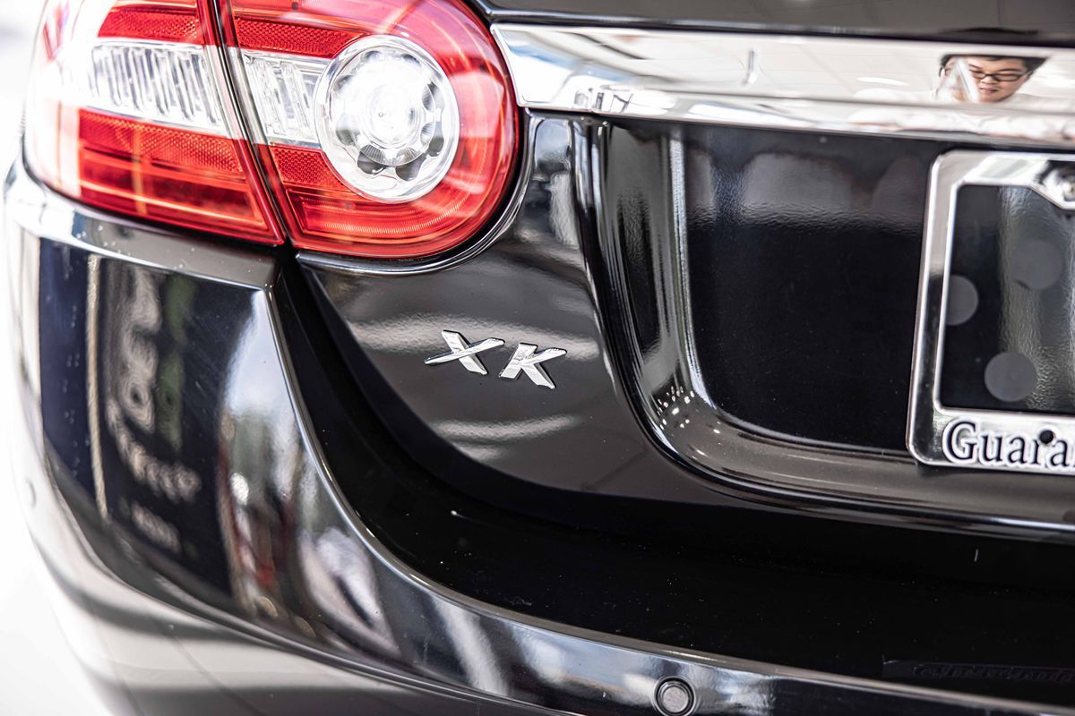 2011 JAGUAR XK - Image 17