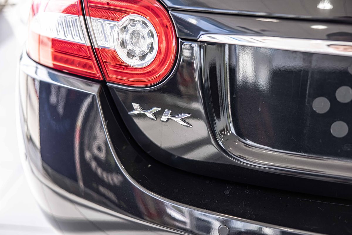 2012 Jaguar XK Base Convertible photo 16