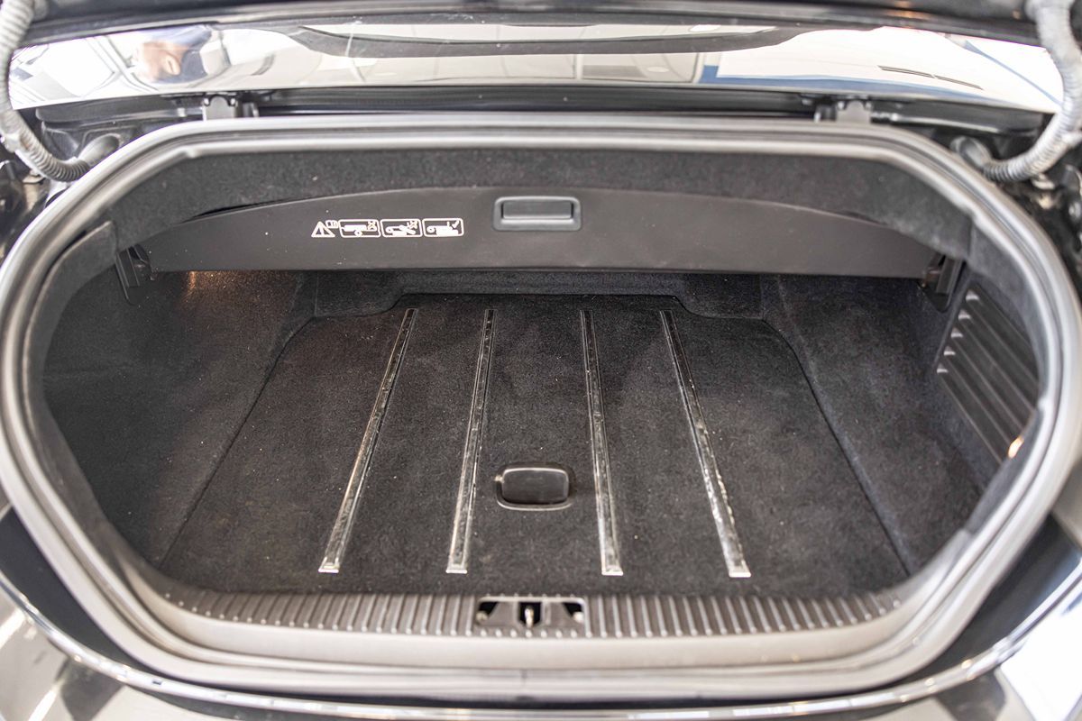 2012 JAGUAR XK - Image 18