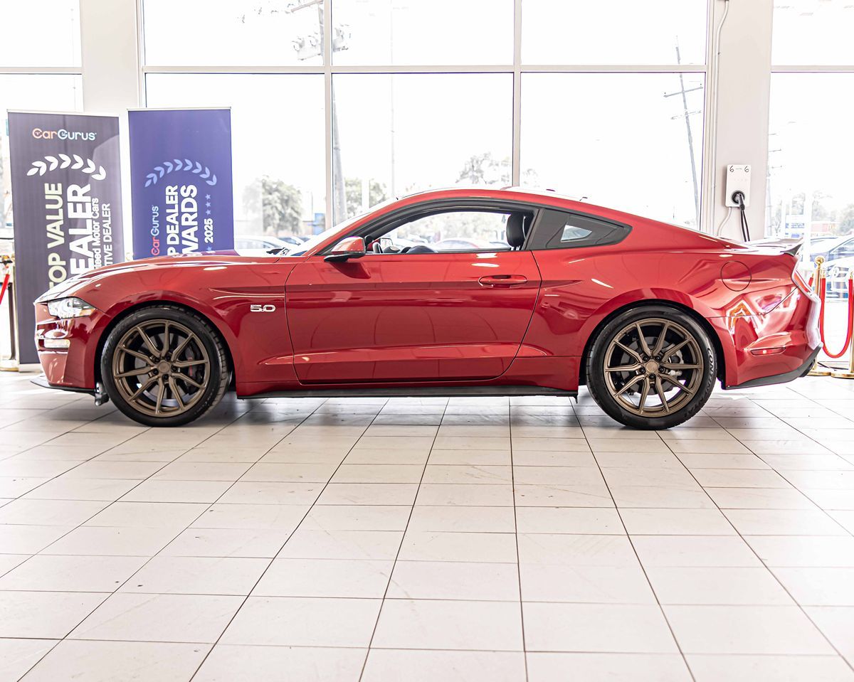 2020 Ford Mustang GT Premium photo 7