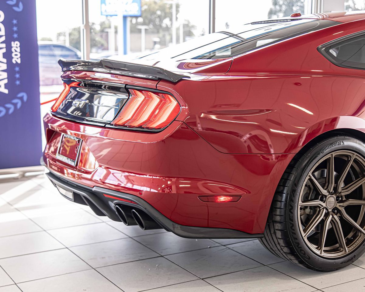2020 Ford Mustang GT Premium photo 13