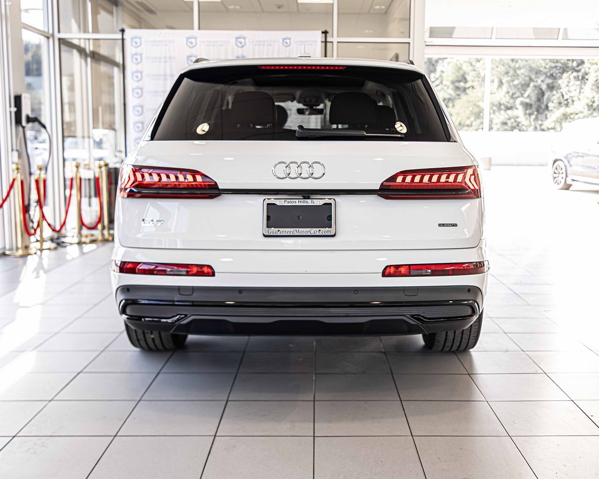 2023 Audi Q7 55 Prestige photo 13