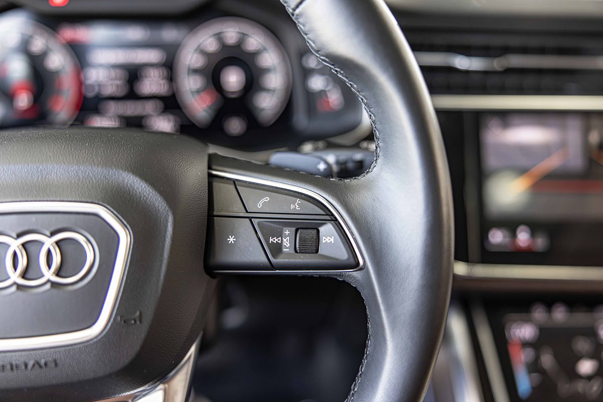 2023 Audi Q7 55 Prestige photo 23