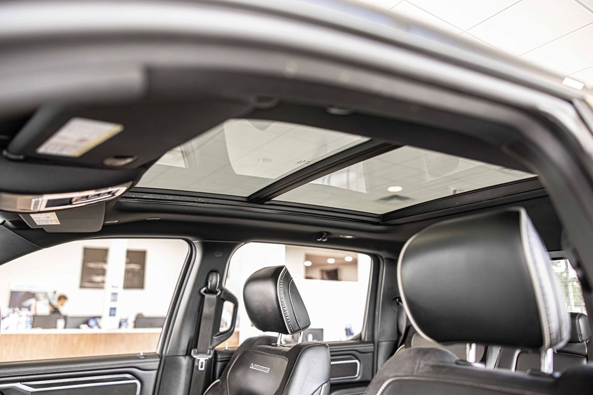 2023 Ram 1500 Laramie photo 18