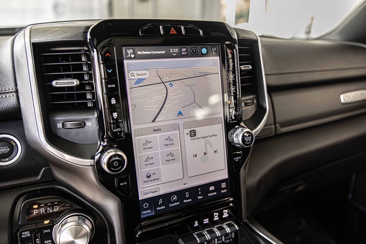 2023 Ram 1500 Laramie photo 28