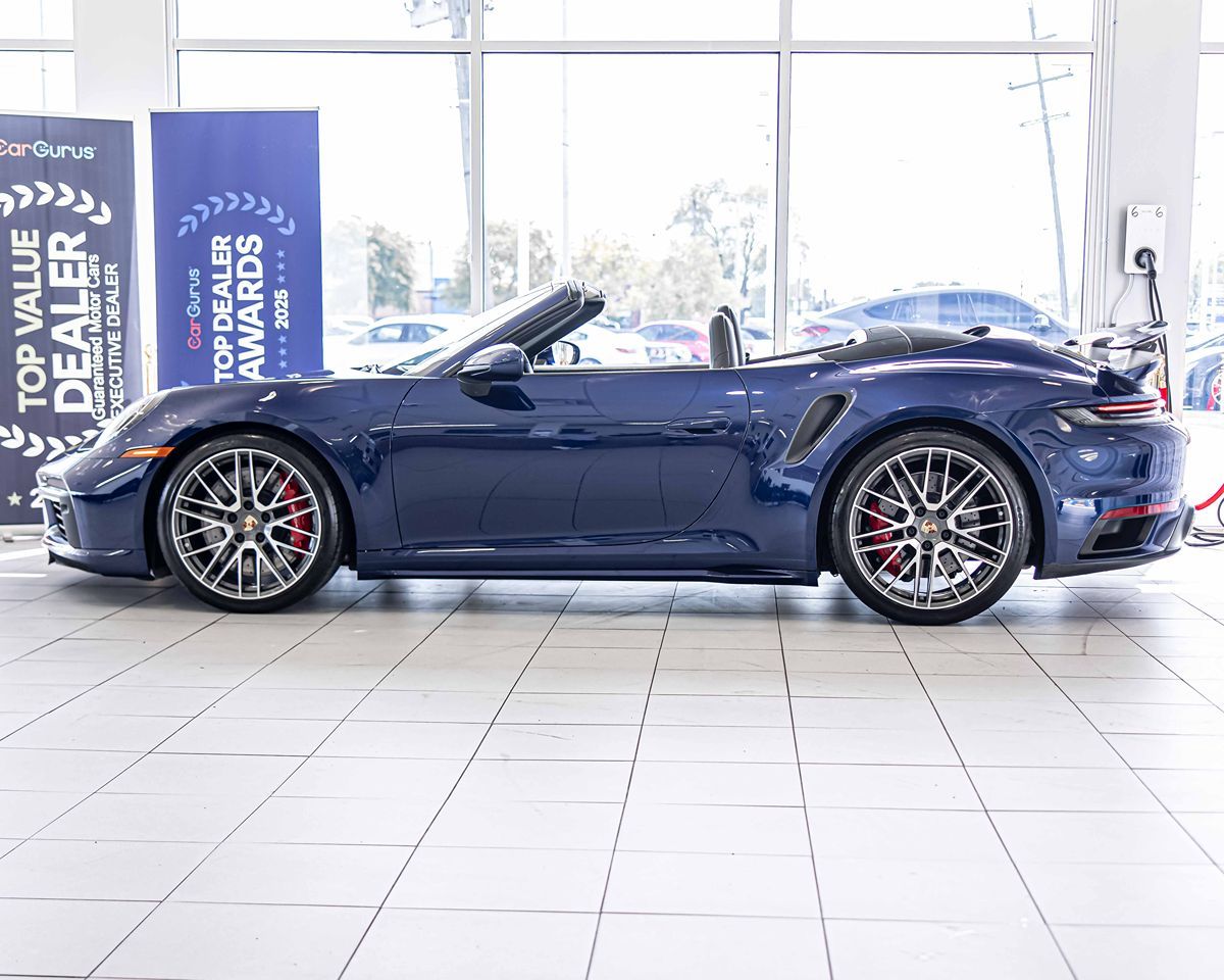 2024 PORSCHE 911 - Image 9