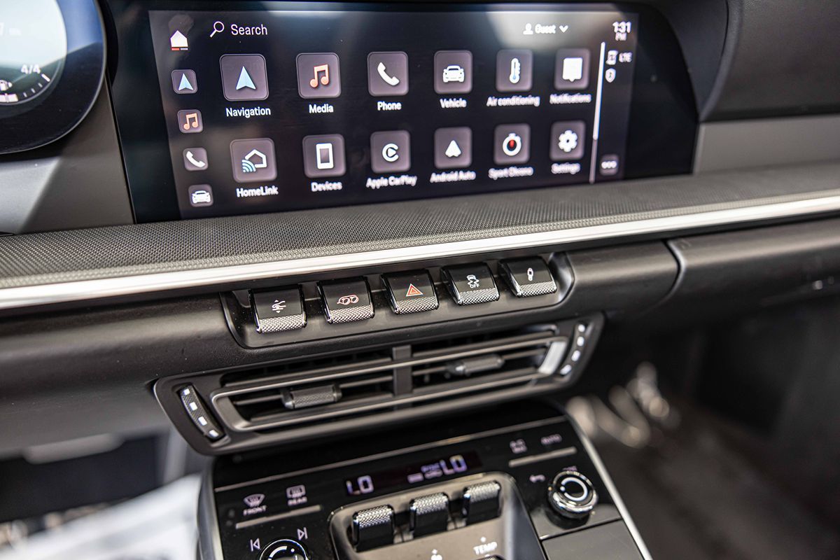 2024 PORSCHE 911 - Image 31