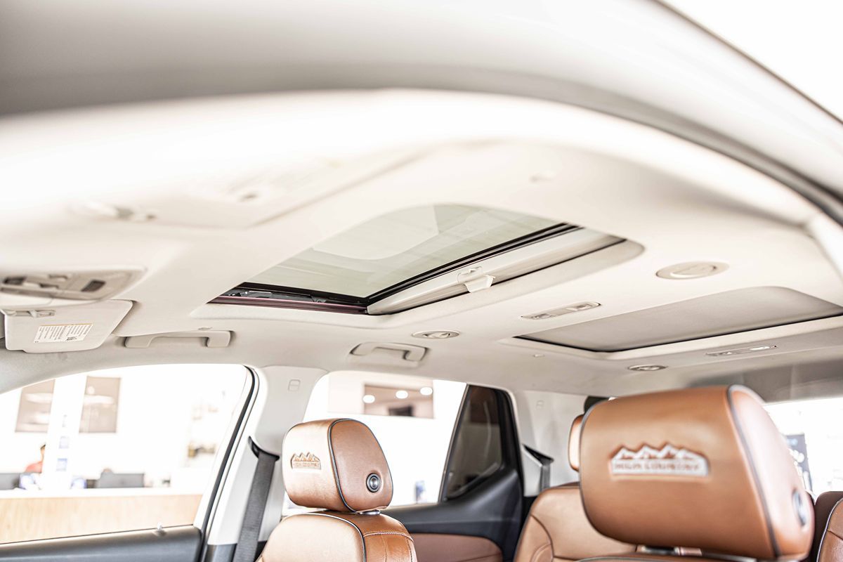 2020 Chevrolet Traverse High Country photo 18