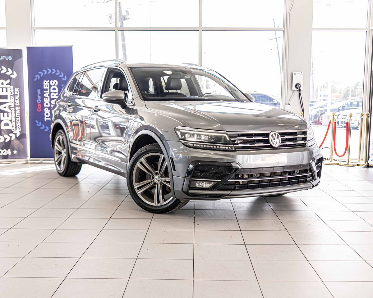 2019 Volkswagen Tiguan SEL Premium photo 5