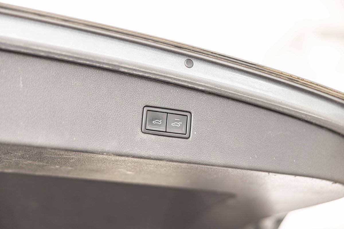 2019 VOLKSWAGEN TIGUAN - Image 18