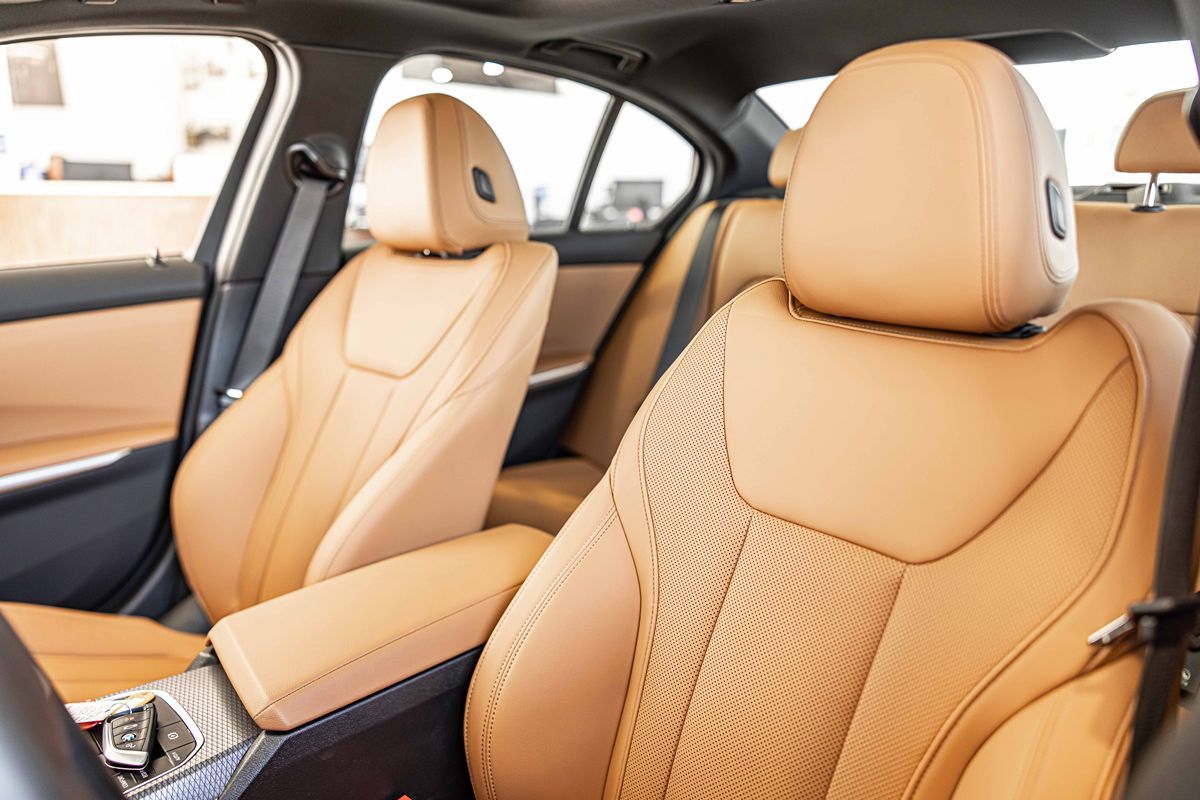 2025 Bmw M340i photo 18