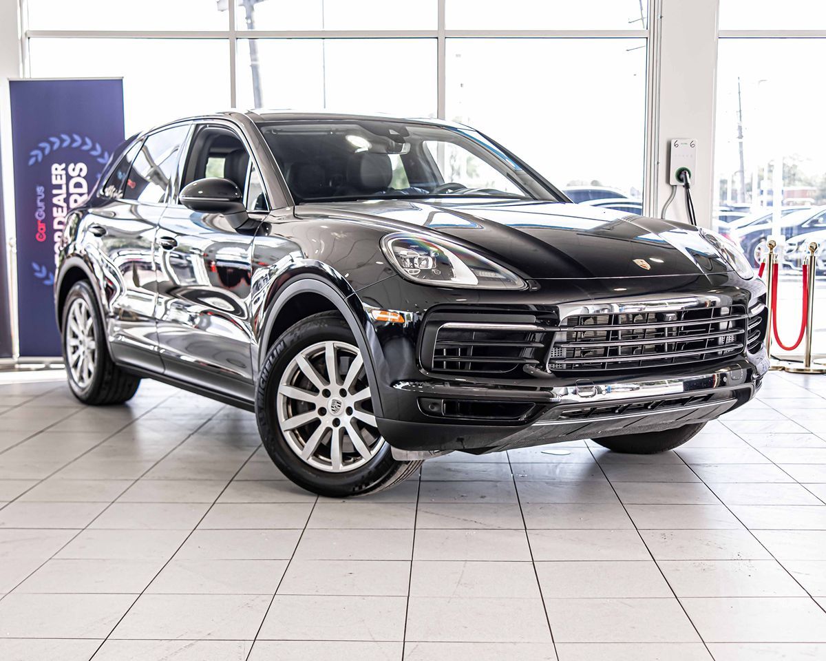 2022 Porsche Cayenne Base photo 5