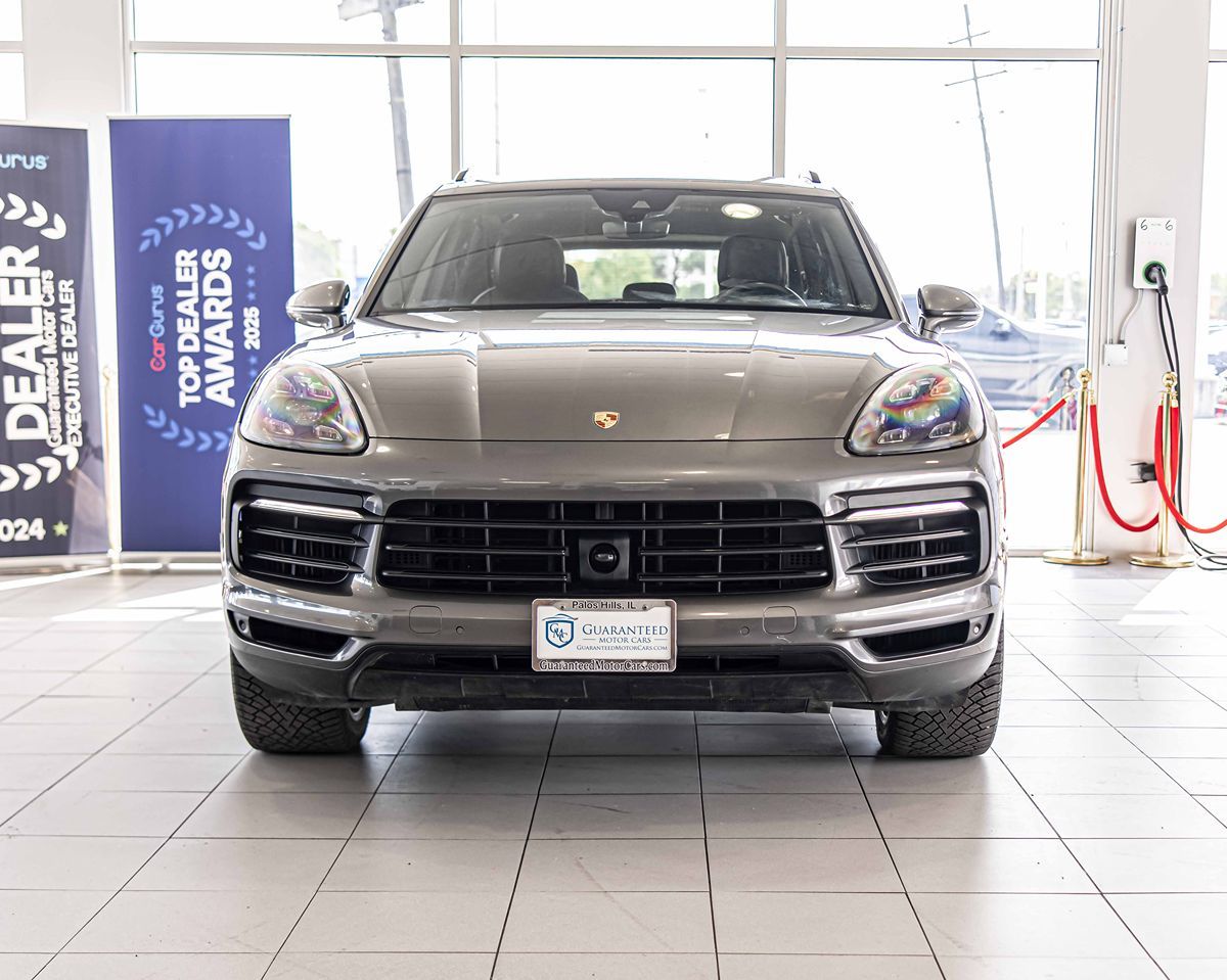 2021 Porsche Cayenne E-Hybrid Base photo 2