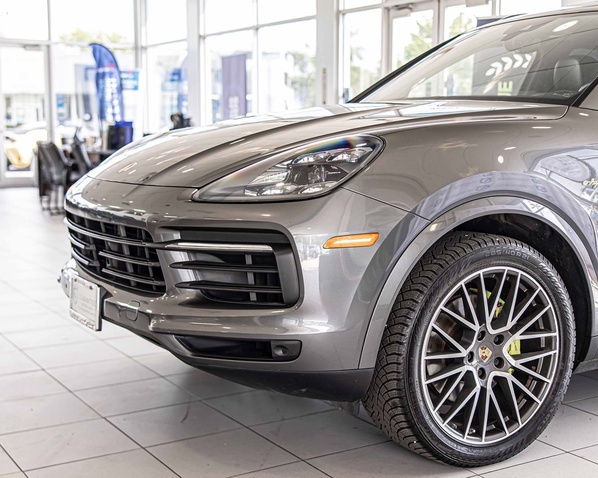 2021 Porsche Cayenne E-Hybrid Base photo 4