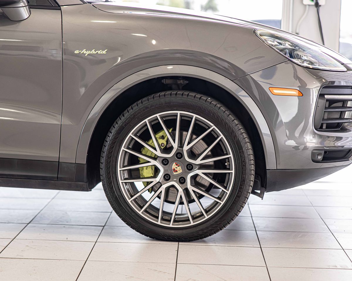 2021 Porsche Cayenne E-Hybrid Base photo 10