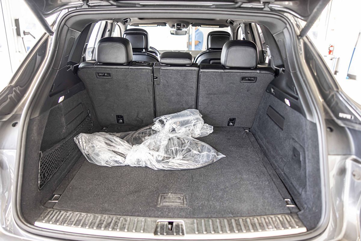 2021 Porsche Cayenne E-Hybrid Base photo 16