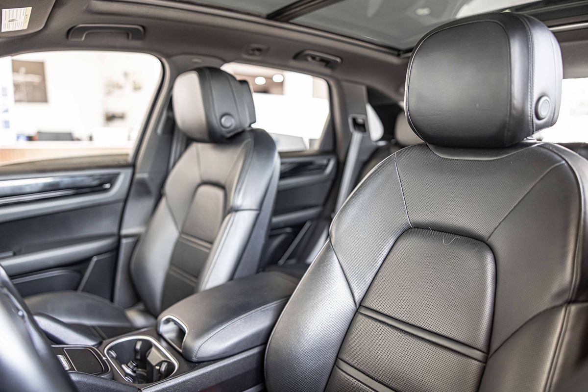 2021 Porsche Cayenne E-Hybrid Base photo 17