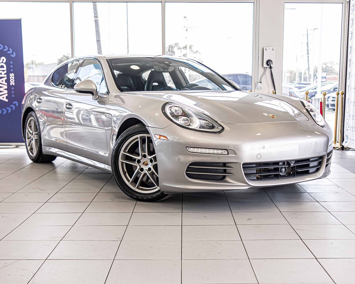 2014 Porsche Cayenne Platinum Edition photo 5