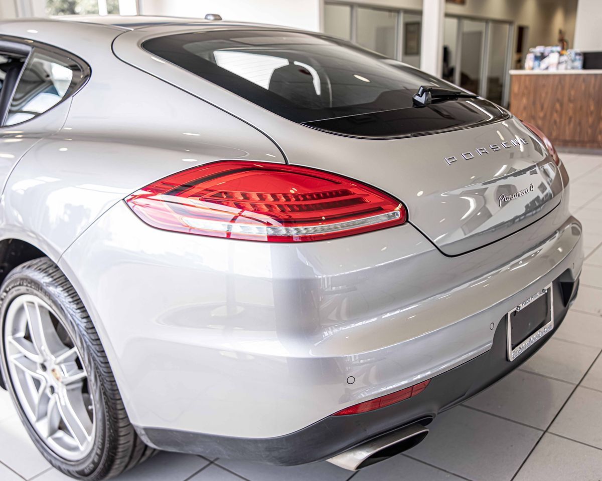 2014 Porsche Cayenne Platinum Edition photo 15