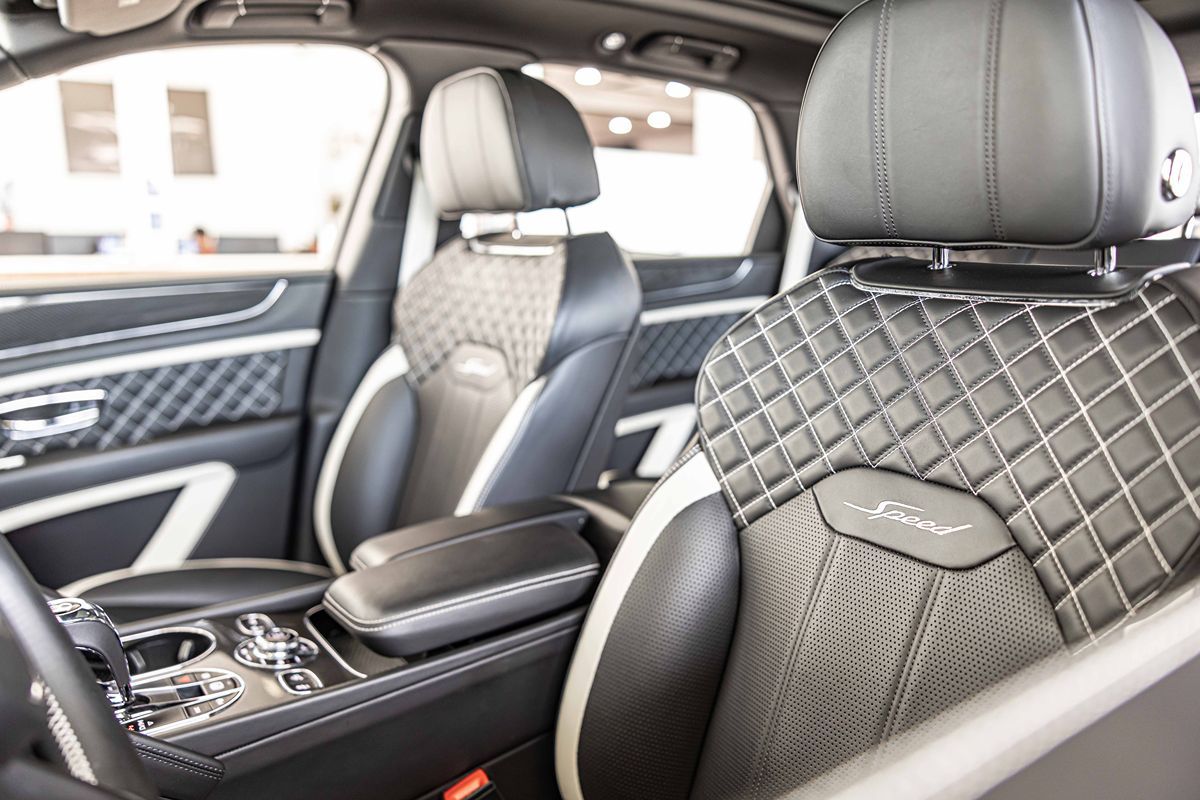 2021 Bentley Bentayga Speed photo 18
