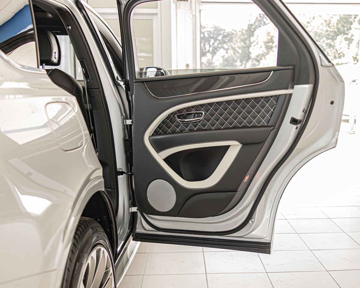 2021 Bentley Bentayga Speed photo 39
