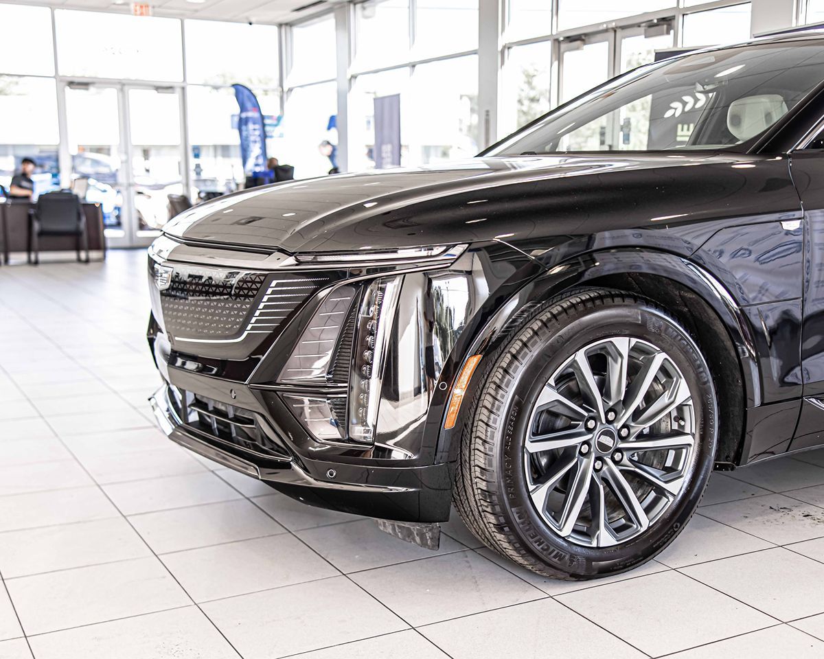 2024 Cadillac Lyriq Sport photo 4
