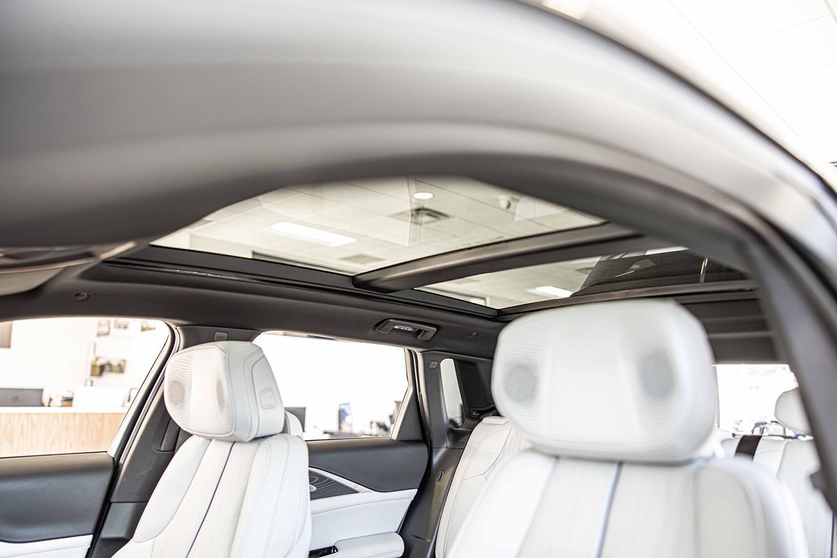 2024 Cadillac Lyriq Sport photo 20