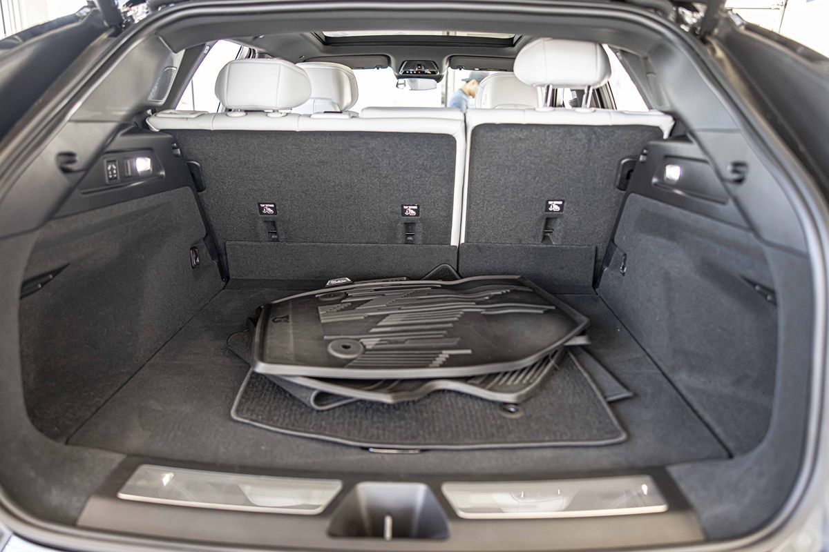 2024 CADILLAC LYRIQ - Image 19