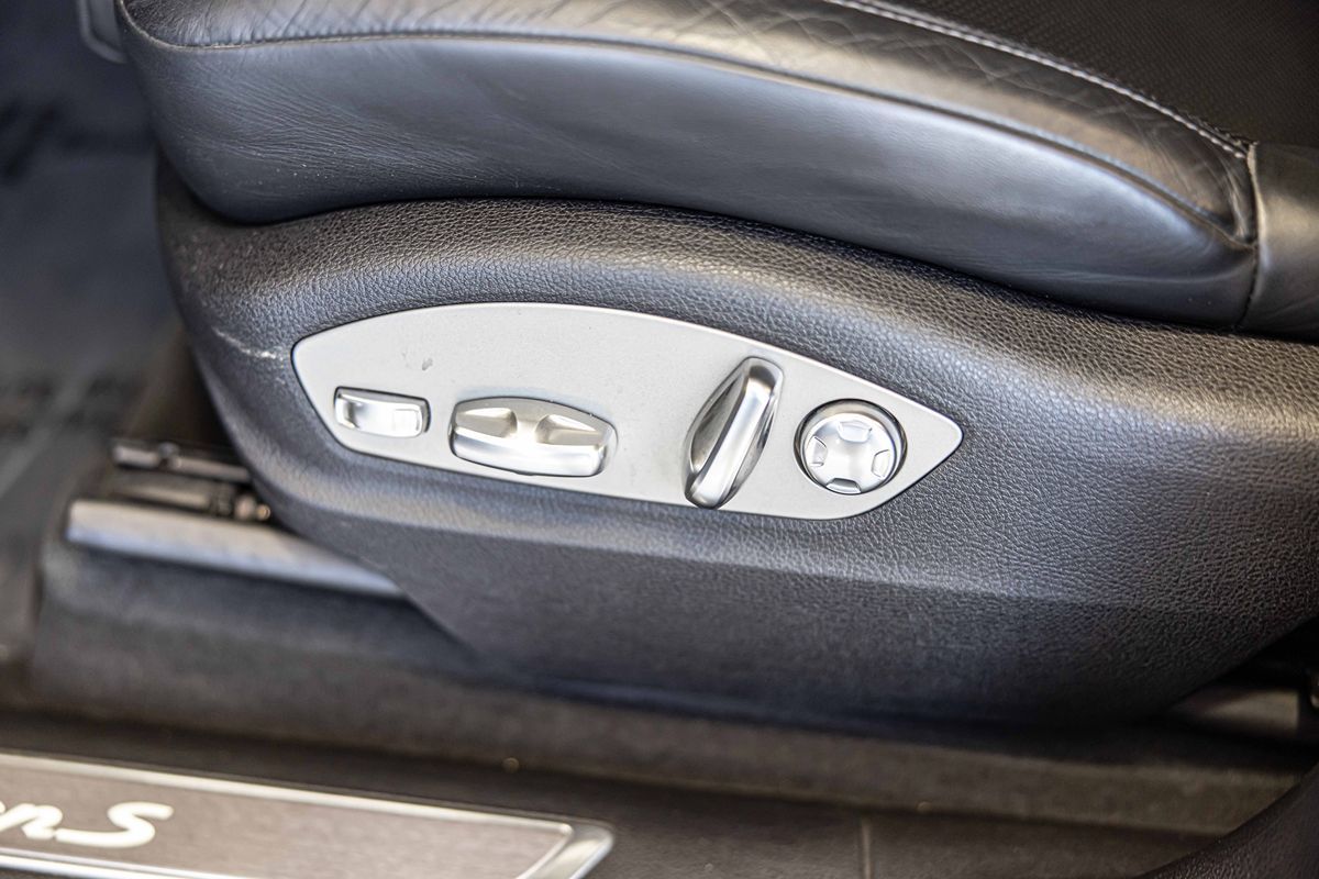 2021 Porsche Macan S photo 20