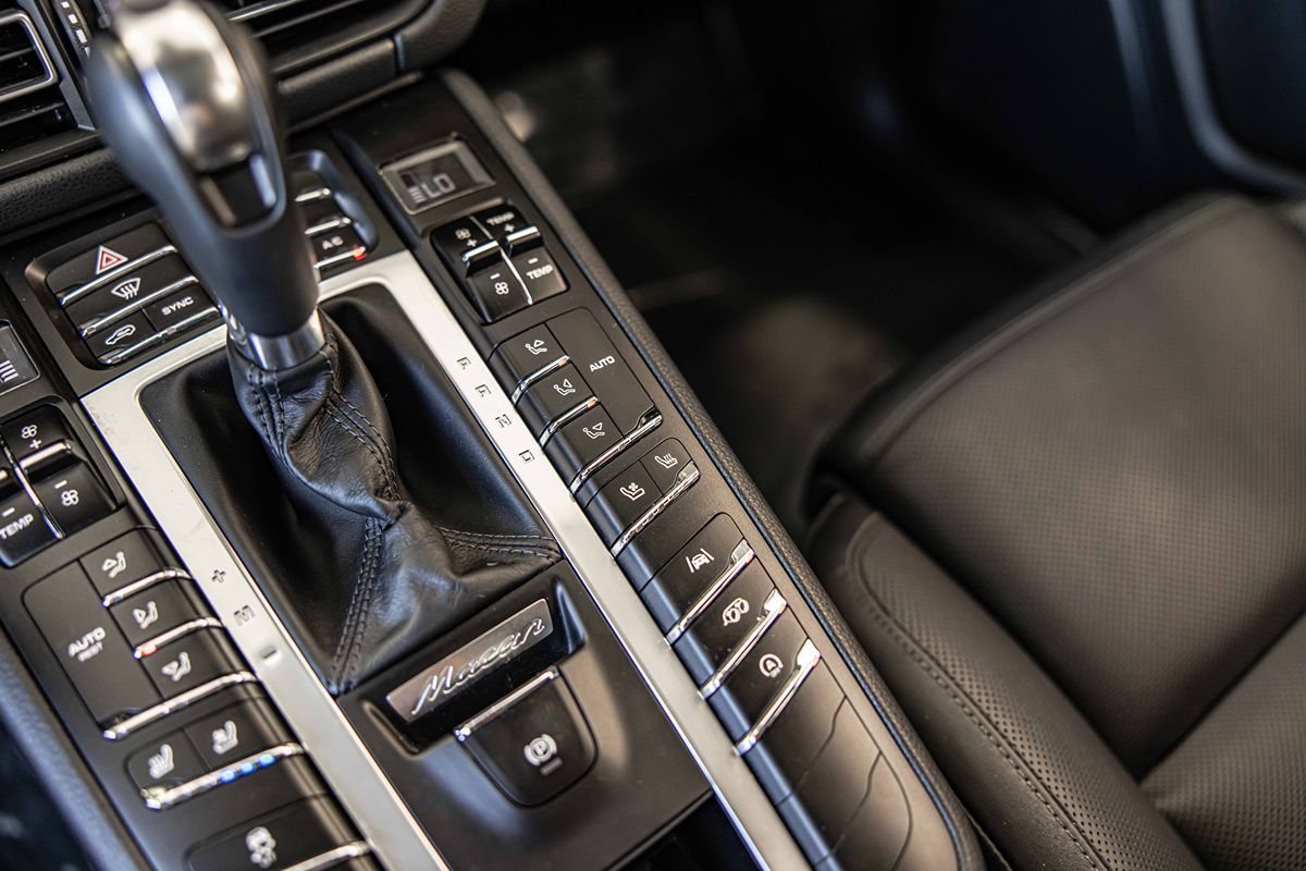 2021 Porsche Macan S photo 27